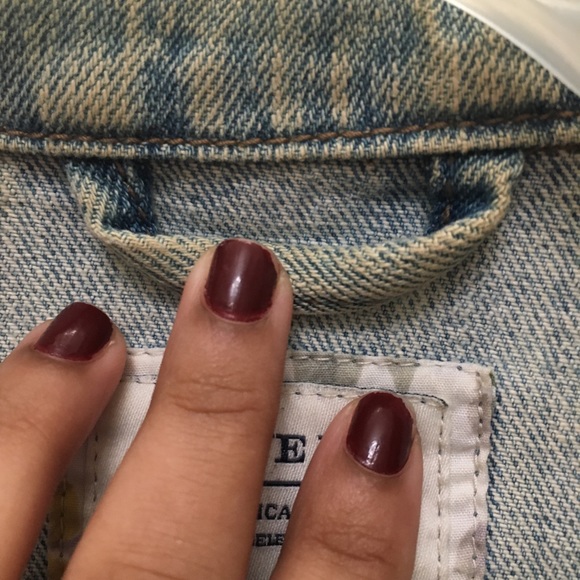 Denim Jacket 🧥 - Picture 3 of 9